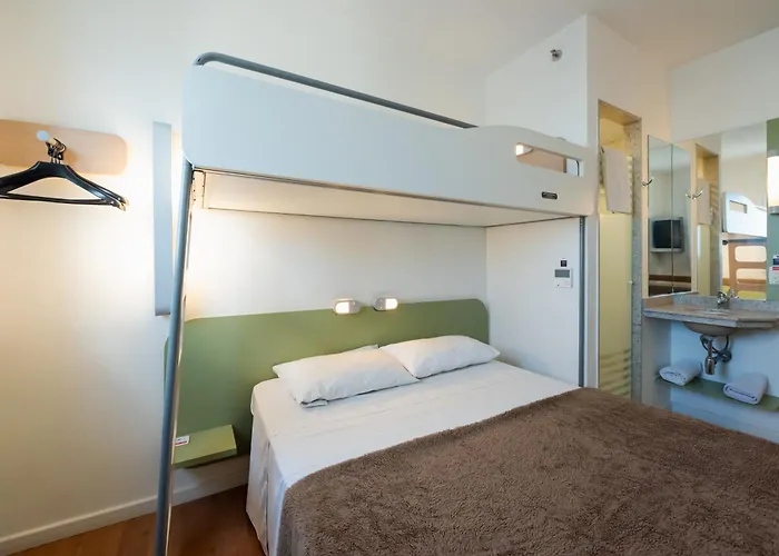 Ibis Budget Porto Alegre - Super Economico